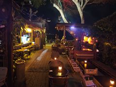 -城墙外BAR