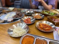 -黑豚黨韩国烤肉料理(悦然时光店)