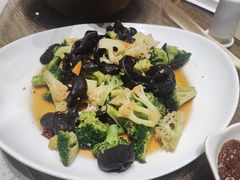 -郑庄脂渣海鲜楼(九水路店)