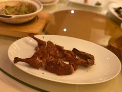 港式香烧乳鸭-利苑酒家(合景国际金融广场店)