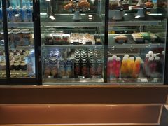 面包甜点陈列柜-太平洋咖啡(五月花店)