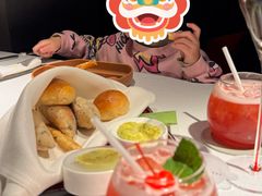 -弦月窗LUNETTE BY AMANDA(复兴路店)