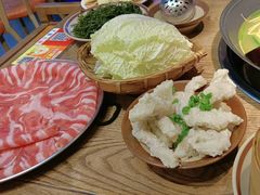 -巴卤社老火锅(财富店)