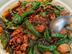 -阿瓦山寨·湘菜现炒·剁椒鱼头王(咸阳总店)
