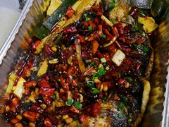 -鸣记脆皮烤鱼·海鲜烤鱼(三八广场店)
