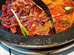 -巴卤社老火锅(财富店)