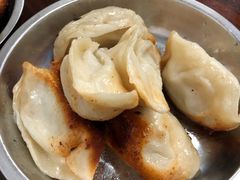 -黄阿姨锅贴大王(万航渡路店)