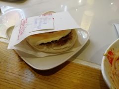 精致肉夹馍-子午路张记肉夹馍(小寨西路店)