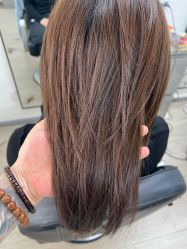 -LILI·HAIR SALON理理造型