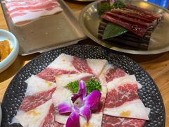 -汉城烤肉·黑金冠(华山路店)