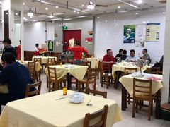 大堂-红色湘菜馆(春风店)