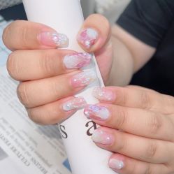 -七彩虹美甲美睫 半永久