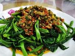 剁椒藤菜-洪霞餐馆