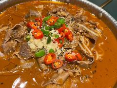 酸汤肥牛-叶派龙虾•招牌香辣蟹·海鲜(中海国际店)