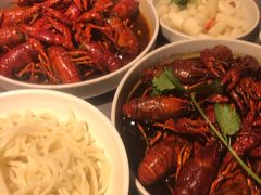 -龙巢盱眙龙虾·牛蛙·烧烤宵夜(八卦岭店)