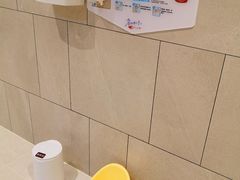 -胖东来生活广场(健康路店)