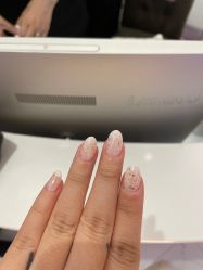 -刘娟美甲沙龙