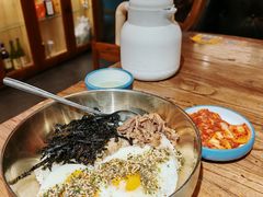 -明洞阿姨·韩式酱蟹烤肉·创意料理(三元桥店)