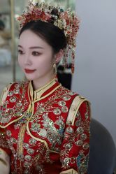 -艾米丽婚纱礼服