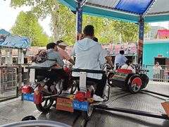 -秦岭欢乐世界