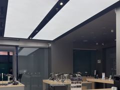 -DJI大疆(深圳华强北曼哈授权体验店)