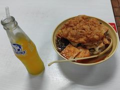 -龙香记桂林米粉(东扬威街11号楼店)