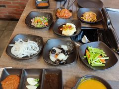 -香猪坊韩国烤肉专属门店(魏公村店)