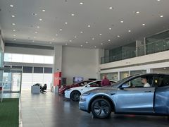 -TESLA 特斯拉(北京南四环中路特斯拉中心)