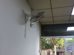 -金良酸菜鱼(宁海路总店)