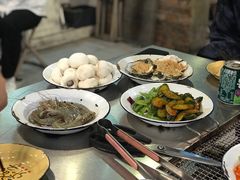 -马路牙子烧烤音乐酒馆(望京店)