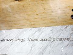 -lululemon(上海浦东IFC店)