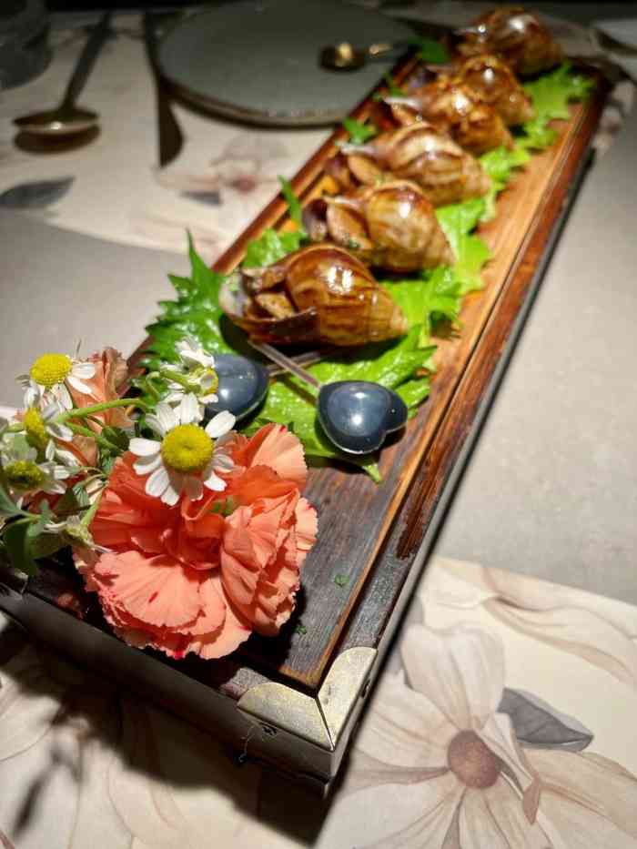 tomacado花厨(卓悦中心店)-"好看,关注环境的推荐前往 菜品总体低盐.