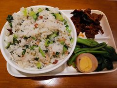 上海咸肉菜炒饭-南小馆(迪士尼小镇店)