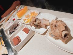 血旺-海底捞火锅鲜切牛肉主题店(长寿路店)