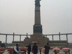 -人民防洪胜利纪念塔