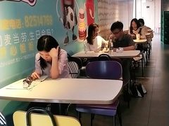 -麦当劳(中山大道中店)