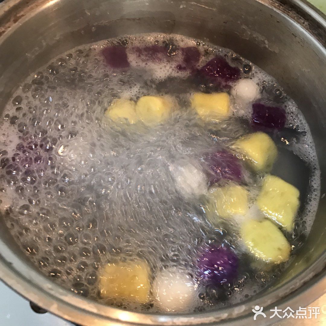 夏日手作清凉饮品の椰奶芒果西米捞