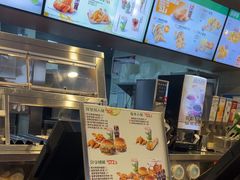 -德克士(哈西火车站店)
