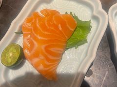 -半岛翡丽海鲜自助餐厅(观风亭店)