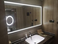 -长沙省政府地铁站亚朵酒店