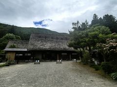 -白川乡与五箇山的合掌构造村落