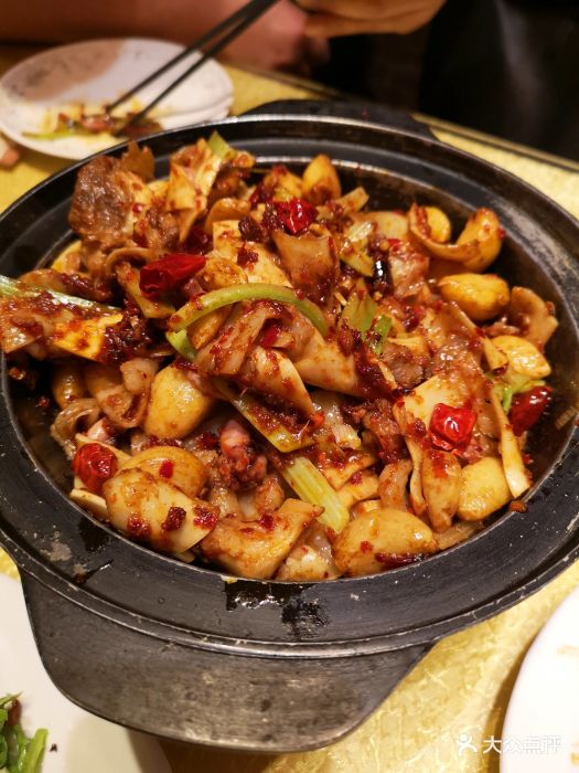 干锅筋皮子鱿鱼嘴