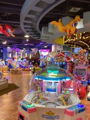 点击看大图 -卡通尼乐园(龙湖六合天街店)