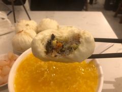 -李与白包子铺(桐梓林店)