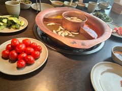 -滇釜火锅·能喝汤的火锅(车公庄店)