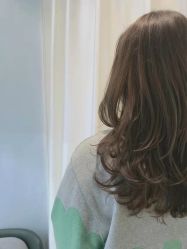 -首脑美发沙龙