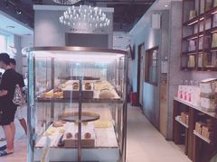 面包甜点陈列柜-奈雪的茶(大梅沙8号仓店)
