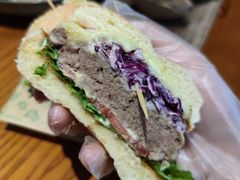 超厚芝士牛肉汉堡-魏斯理汉堡(西安沣东吾悦店)