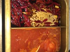 -尚尚仙·酸汤猪手·猪肚鸡火锅(华联万柳购物中心店)