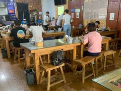 大堂-陇上全荟兰州传统牛肉面(延吉路店)